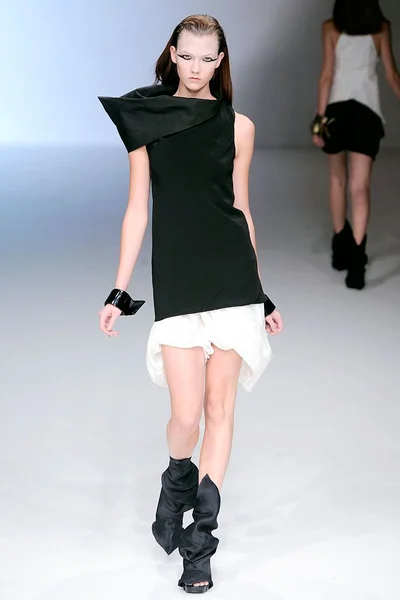 Look 35